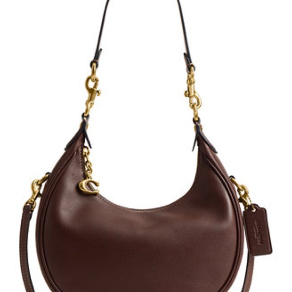 ONE DAY SALE ONLY Coach Jonie 22 in the color maple 🍁